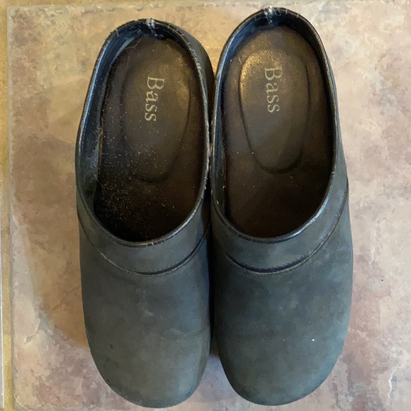 Bass Clogs - Picture 4 of 5